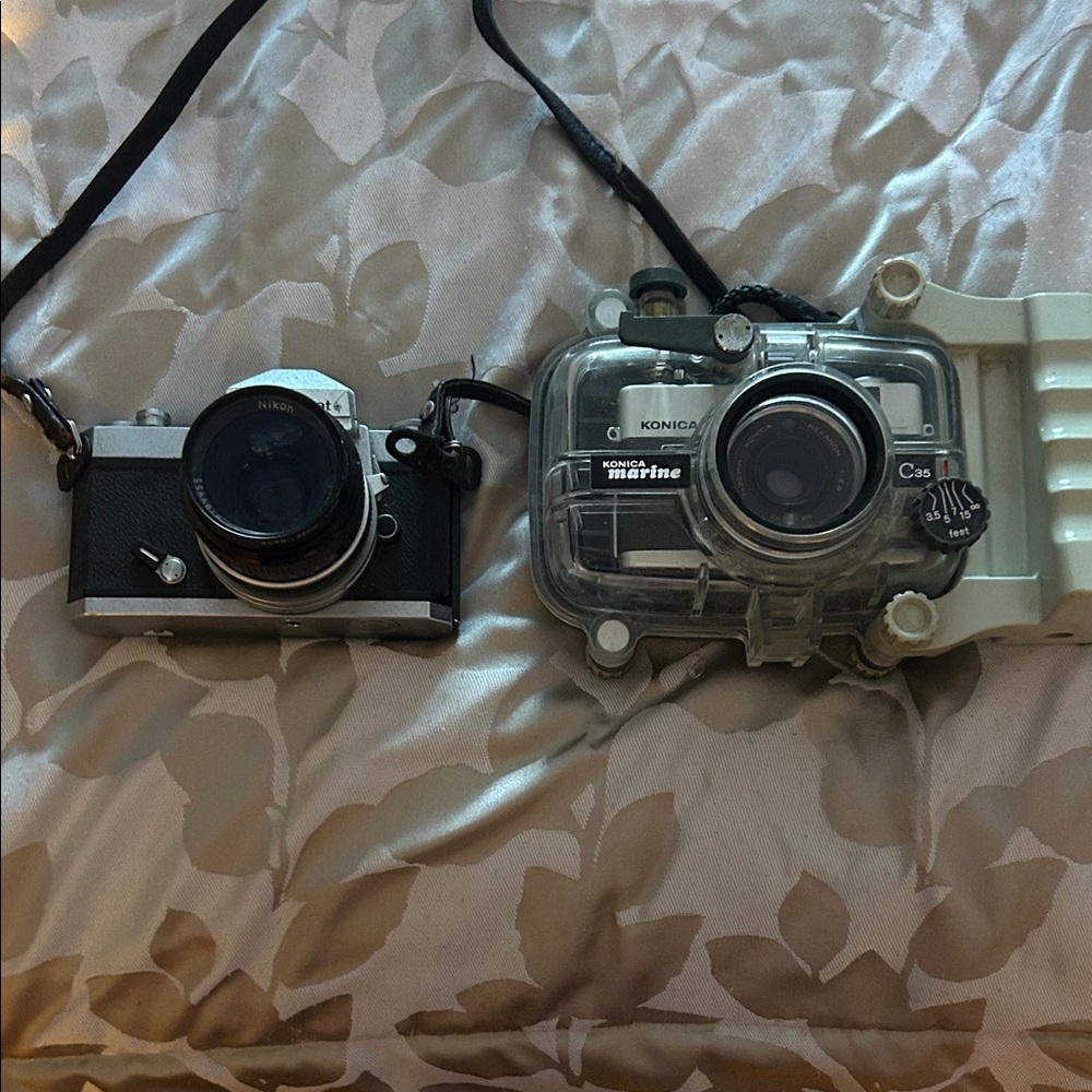 Nica Black and Silver Underwater Camera